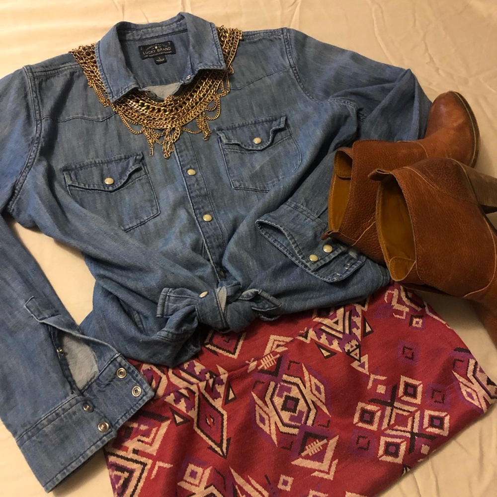 SOLD Soft classic denim shirt